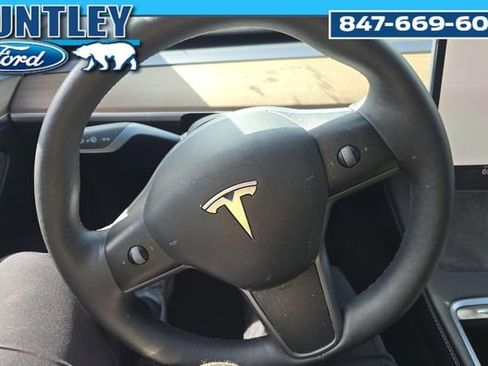 Used 2023 Tesla Model 3 Performance image 8