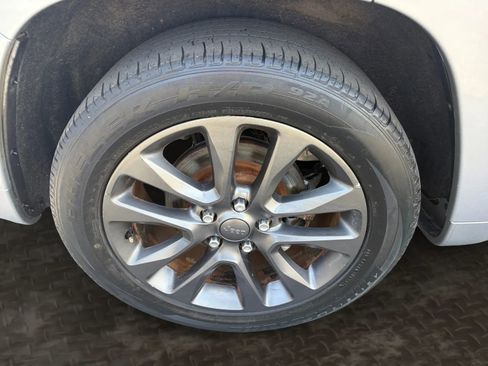 Used 2019 Jeep Grand Cherokee High Altitude AWD/4WD image 40