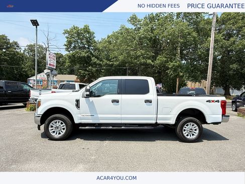 Used 2018 Ford F250 XLT AWD/4WD image 3