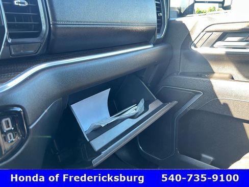 Used 2025 Chevrolet Silverado 2500 LT w/ Safety Package AWD/4WD image 22