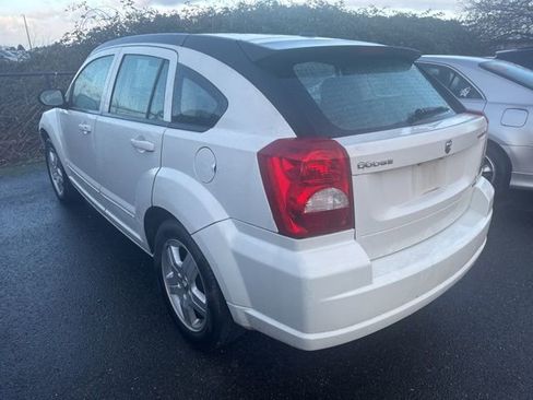 Used 2009 Dodge Caliber SXT image 2