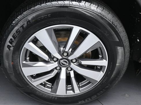 Used 2022 Nissan Pathfinder SL image 39