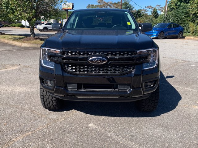 Used 2026 Ford Ranger XLT w/ Black Appearance Package AWD/4WD image 2