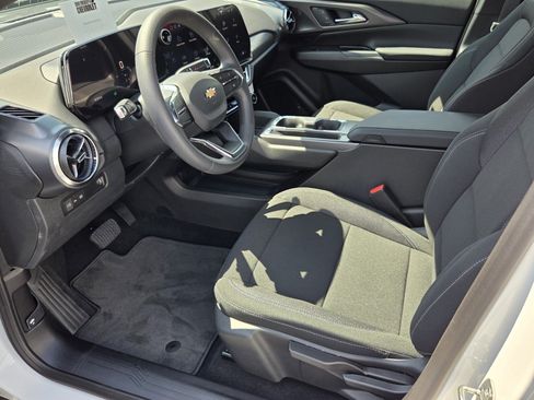 New 2026 Chevrolet Equinox EV LT FWD image 5