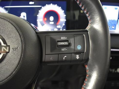 Certified 2025 Nissan Kicks SR w/ SR Premium Package image 17