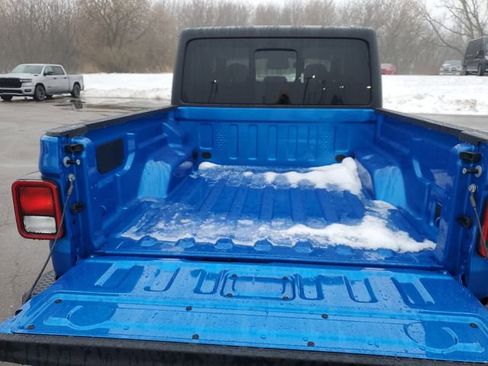 New 2026 Jeep Gladiator Sport image 6