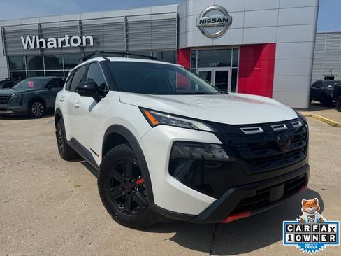 Used 2025 Nissan Rogue SV w/ Rock Creek Premium Package AWD/4WD image 1