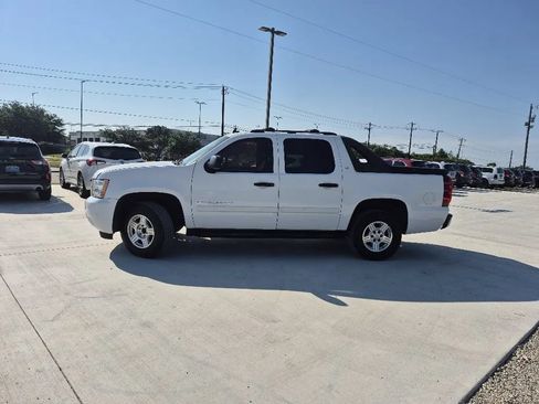 Used 2007 Chevrolet Avalanche LS RWD image 2