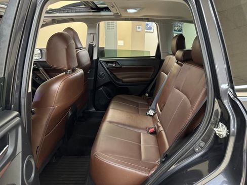 Used 2018 Subaru Forester 2.5i Touring w/ Popular Package #3B AWD/4WD image 20