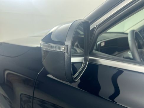 New 2025 Kia Telluride S image 11