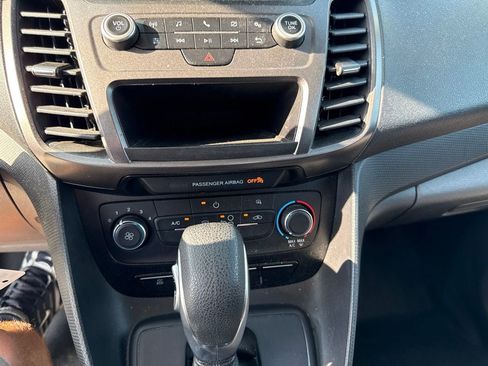 Used 2022 Ford Transit Connect XL FWD image 24
