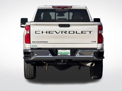 Used 2024 Chevrolet Silverado 3500 LTZ w/ LTZ Convenience Package image 4