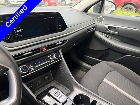 Certified 2023 Hyundai Sonata SEL FWD image 9