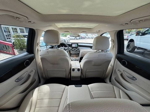 Used 2019 Mercedes-Benz GLC 300 4MATIC image 43