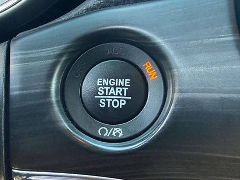 Used 2021 Jeep Grand Cherokee Limited image 26