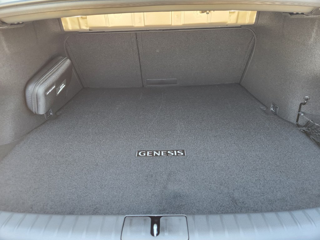 New 2026 Genesis G70 2.5T RWD image 34