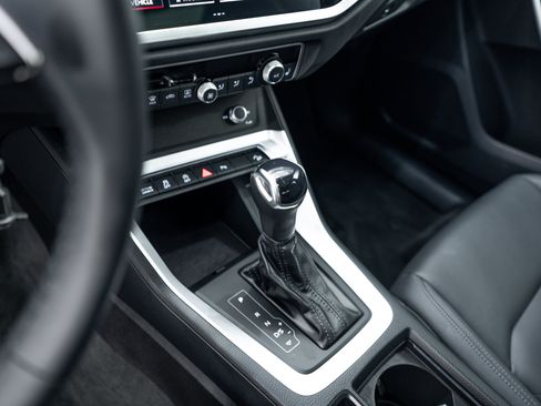 Certified 2023 Audi Q3 2.0T Premium AWD/4WD image 10