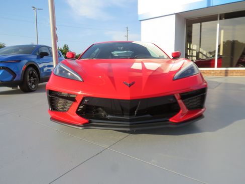 Used 2021 Chevrolet Corvette Stingray Preferred Cpe w/ 2LT RWD image 8