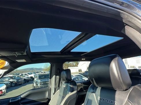 Used 2019 Ford F150 Raptor w/ Equipment Group 802A Luxury image 15