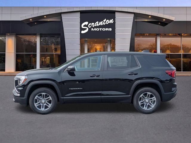 New 2027 GMC Terrain Elevation w/ LPO, Floor Liner Package AWD/4WD image 2