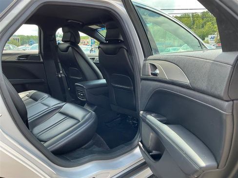 Used 2017 Lincoln MKZ Premiere image 34