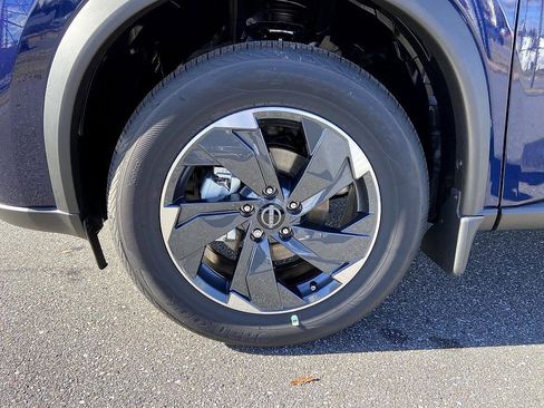 New 2026 Nissan Rogue SV image 8