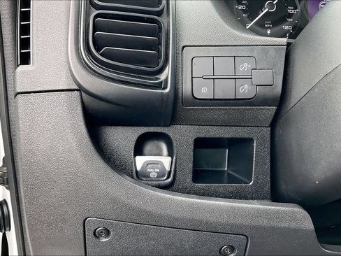 Used 2025 RAM ProMaster 2500 w/ Convenience Group FWD image 36