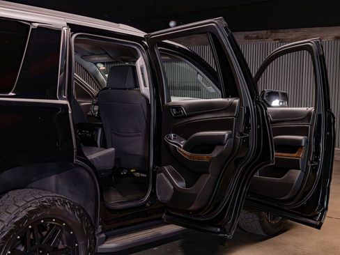 Used 2018 Chevrolet Tahoe LS RWD image 29