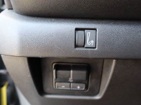 Used 2024 Chevrolet Colorado Trail Boss w/ Advanced Trailering Package image 19