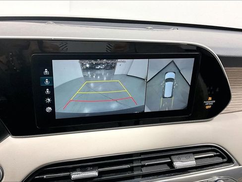 Used 2021 Hyundai Palisade Calligraphy image 30