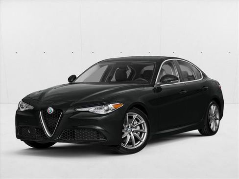 Used 2019 Alfa Romeo Giulia RWD image 1