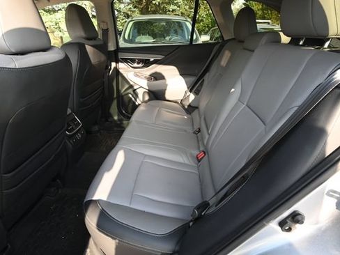 Used 2023 Subaru Outback Limited XT AWD/4WD image 9