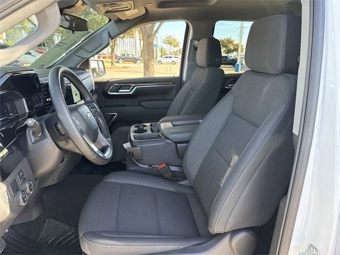 Certified 2025 Chevrolet Silverado 1500 LT image 24
