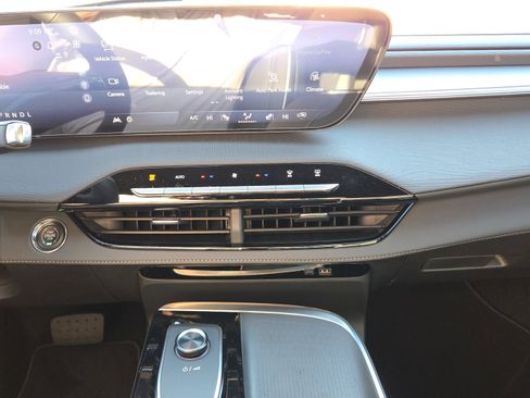 New 2026 Buick Enclave Sport Touring w/ Super Cruise Package image 20