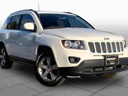 Used 2016 Jeep Compass High Altitude AWD/4WD image 3
