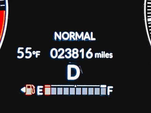 Used 2025 Honda HR-V EX-L image 23