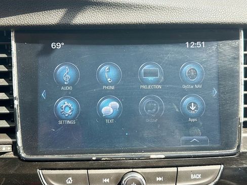Used 2021 Buick Encore Preferred AWD/4WD image 14