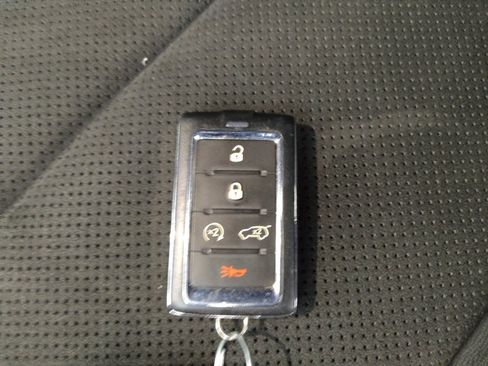 Used 2022 Jeep Grand Cherokee Trailhawk AWD/4WD image 32