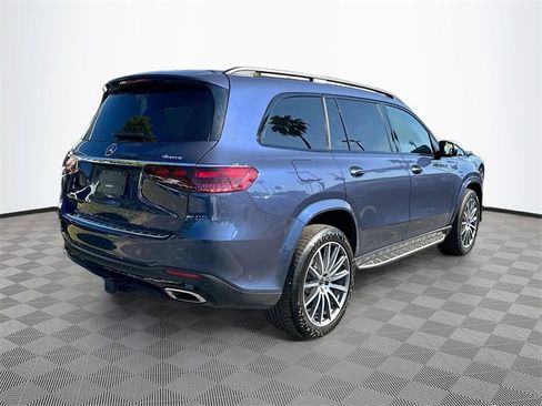Used 2024 Mercedes-Benz GLS 580 4MATIC image 7