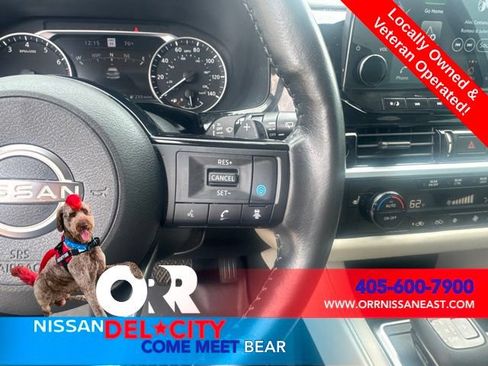 Used 2023 Nissan Pathfinder SL AWD/4WD image 20