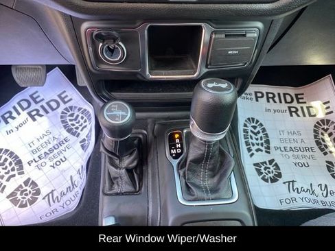Used 2024 Jeep Wrangler Sport AWD/4WD image 16