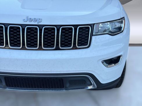 Used 2019 Jeep Grand Cherokee Limited image 11
