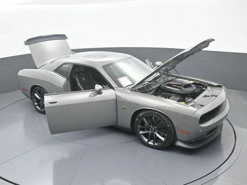Used 2019 Dodge Challenger R/T Scat Pack w/ Shaker Package image 63