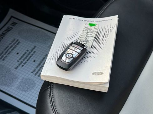 Certified 2024 Ford Explorer XLT w/ Equipment Group 202A image 36