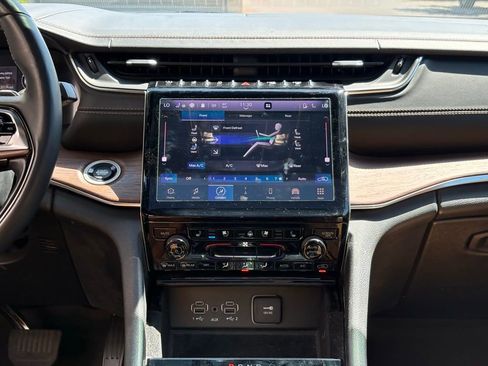 Used 2022 Jeep Grand Cherokee L Summit w/ Advanced Protech Group IV image 13