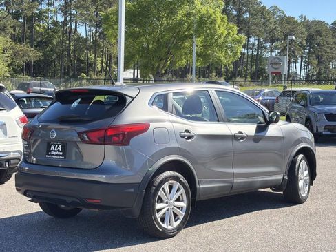 Used 2017 Nissan Rogue Sport S w/ S Appearance Package image 5