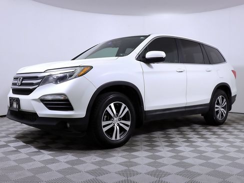 Used 2016 Honda Pilot EX-L image 2