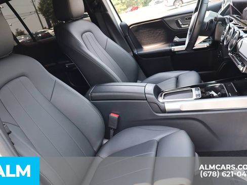 Used 2024 Mercedes-Benz GLB 250 image 30