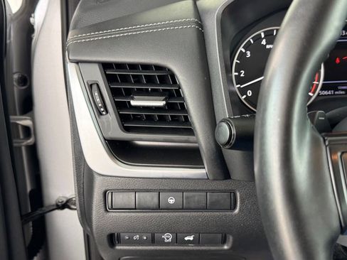 Used 2025 Nissan Rogue SV FWD image 34