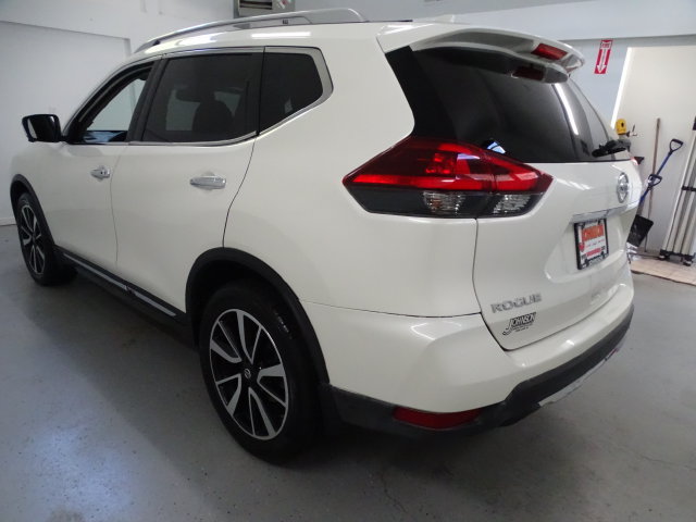 Used 2018 Nissan Rogue SL w/ Premium Package AWD/4WD image 21